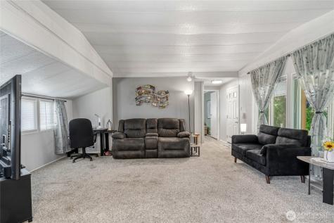 921 SE Scenic View Drive College Place WA 99324