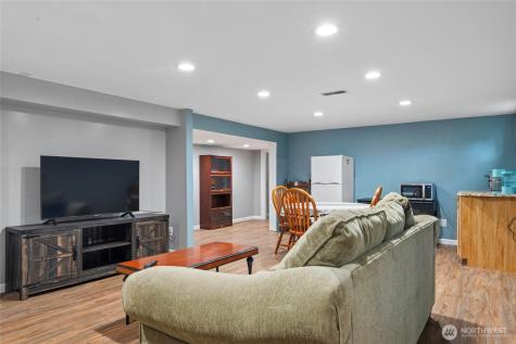 1332 22nd Avenue Longview WA 98632