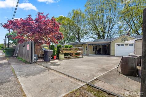 1332 22nd Avenue Longview WA 98632