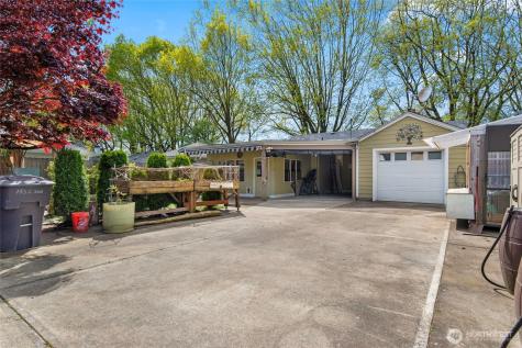1332 22nd Avenue Longview WA 98632