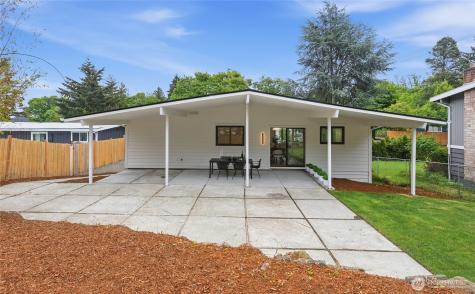 11255 Roseberg Avenue S Seattle WA 98168