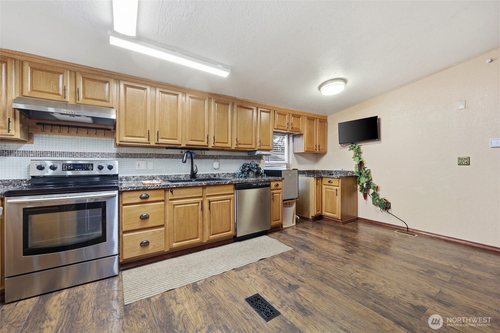 17340 Sargent Road SW Rochester WA 98579