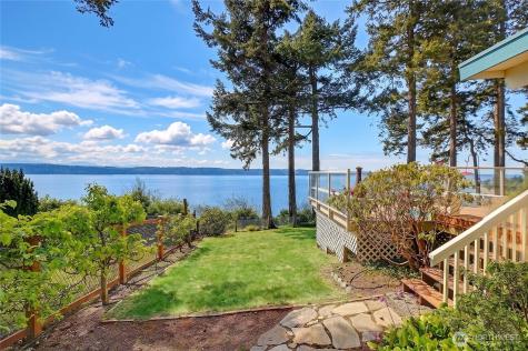 1246 SW Camano Drive Camano Island WA 98282