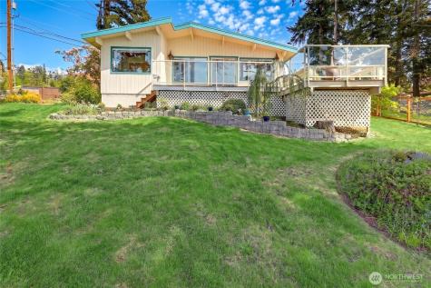1246 SW Camano Drive Camano Island WA 98282