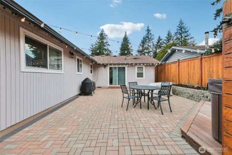 8403 NE 138th Street Kirkland WA 98034