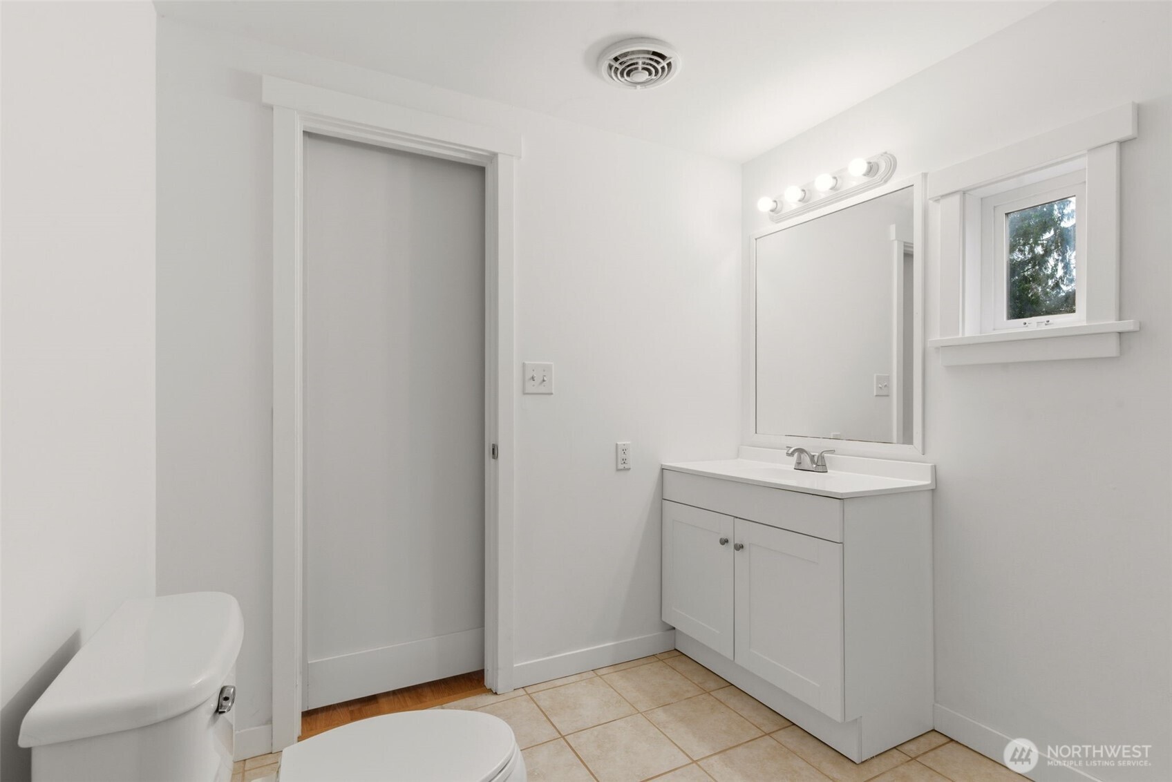 8105 NE Beachwood Avenue Poulsbo WA 98370