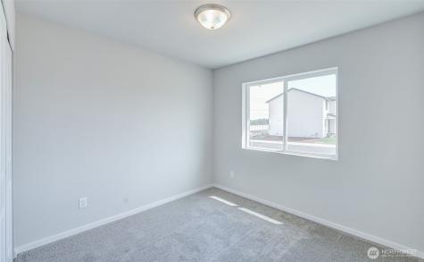 615 N Oak Street Tieton WA 98947