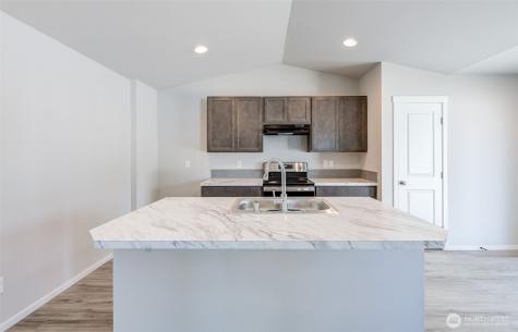 615 N Oak Street Tieton WA 98947