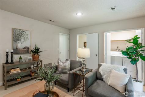 4515 SW 327th Street Federal Way WA 98023