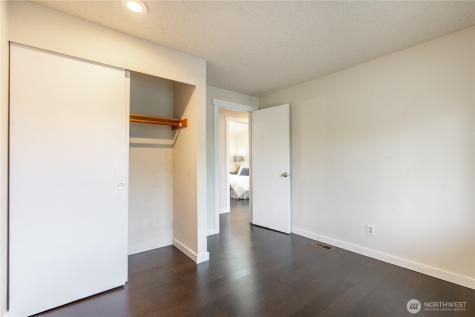 4515 SW 327th Street Federal Way WA 98023