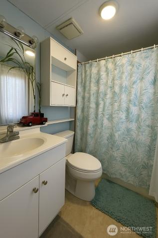 700 NW Crosby Avenue Oak Harbor WA 98277