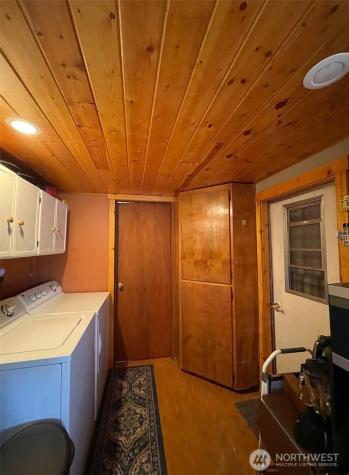 700 NW Crosby Avenue Oak Harbor WA 98277