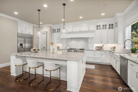 2832 109th Avenue SE Bellevue WA 98004