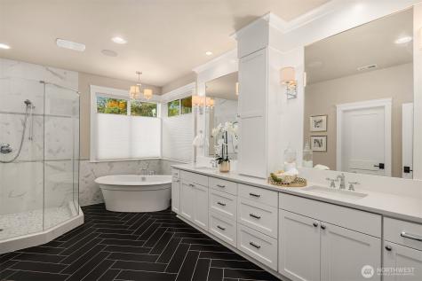 2832 109th Avenue SE Bellevue WA 98004