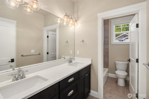 2832 109th Avenue SE Bellevue WA 98004