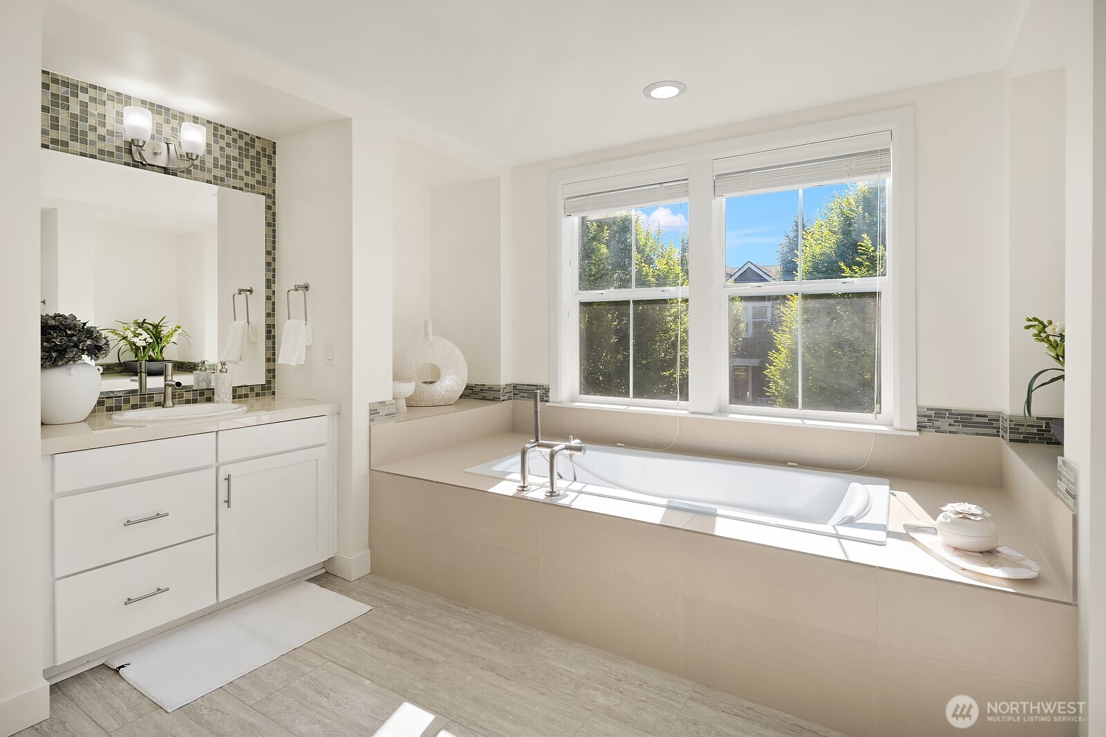 1270 Pine Crest Circle NE Issaquah WA 98029