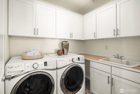 1270 Pine Crest Circle NE Issaquah WA 98029