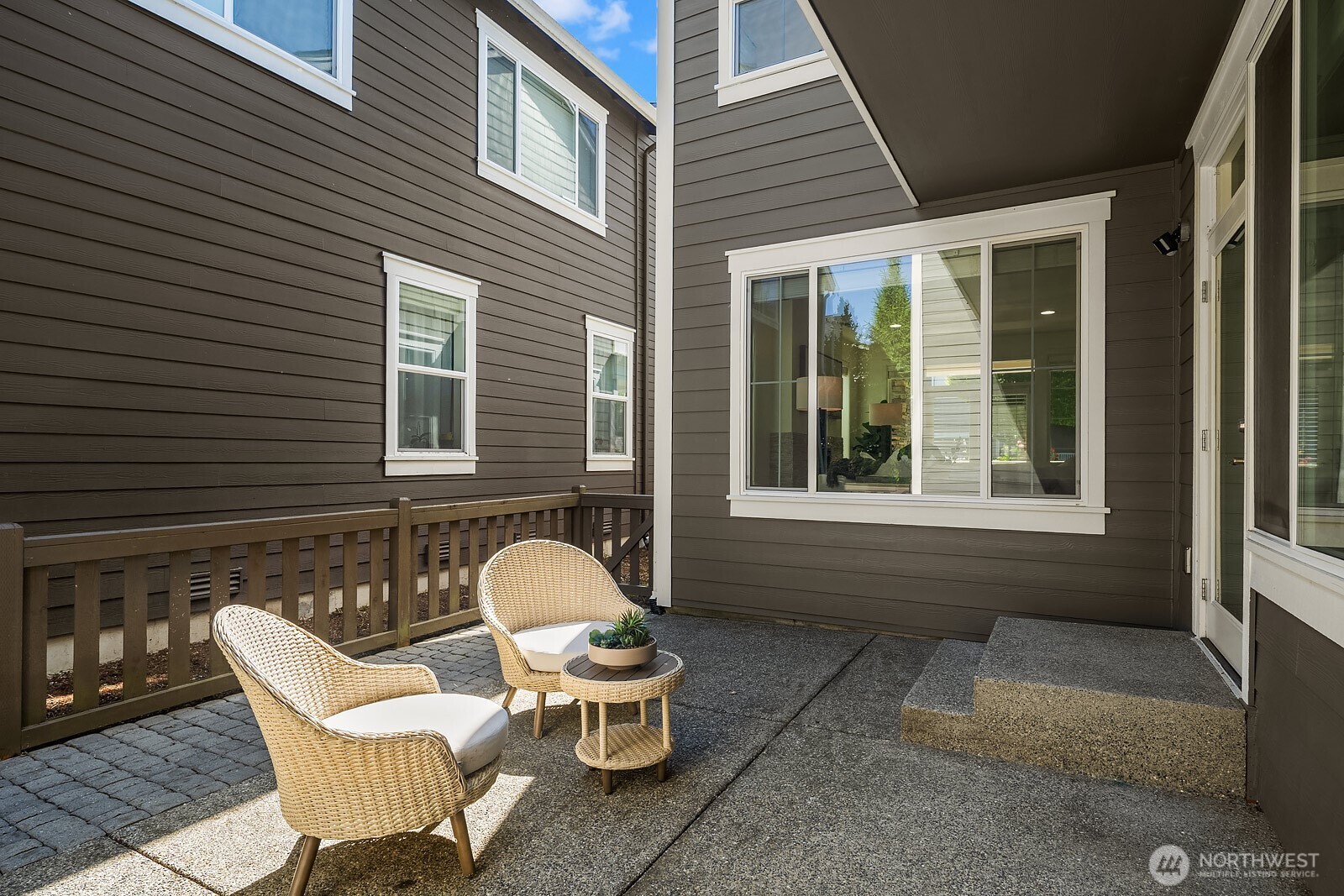 1270 Pine Crest Circle NE Issaquah WA 98029