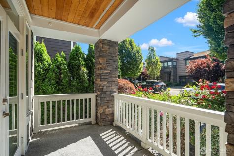 1270 Pine Crest Circle NE Issaquah WA 98029