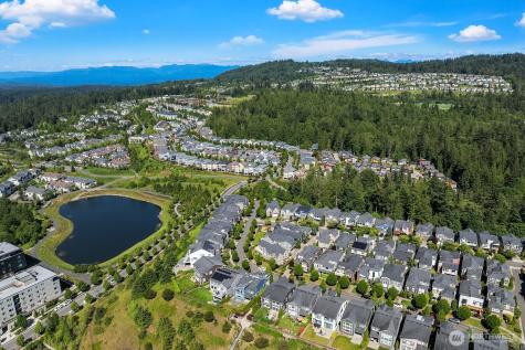 1270 Pine Crest Circle NE Issaquah WA 98029