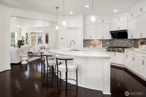 1270 Pine Crest Circle NE Issaquah WA 98029