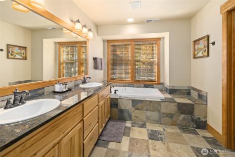 190 Sunshine Way Cle Elum WA 98922