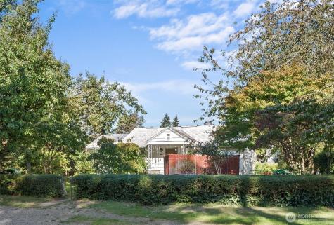 2704 NE 92nd Street Seattle WA 98115