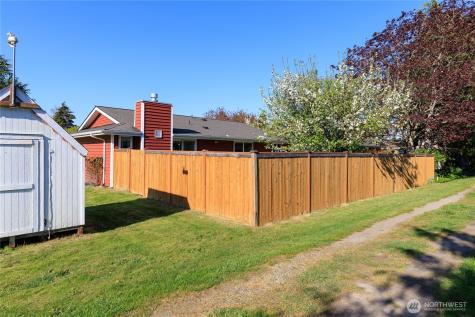 2319 32nd Street Anacortes WA 98221