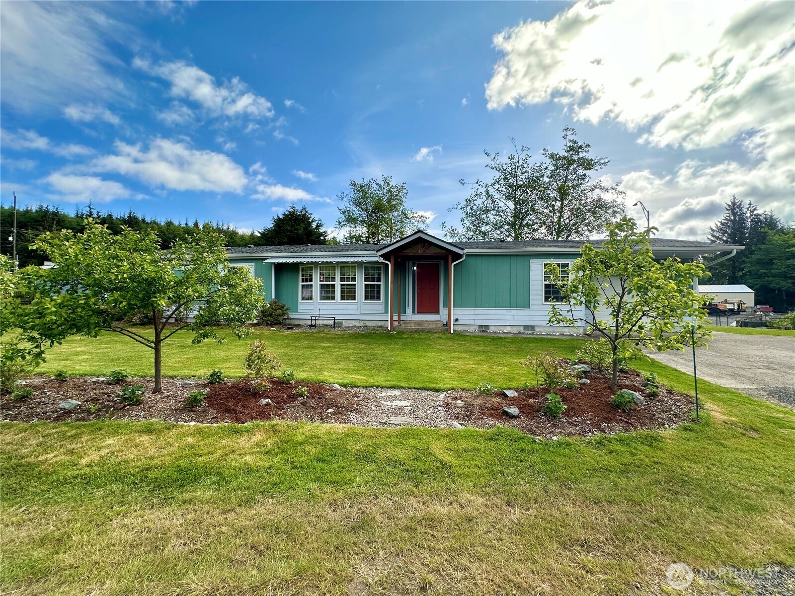 61 Simmons Street Sekiu WA 98381