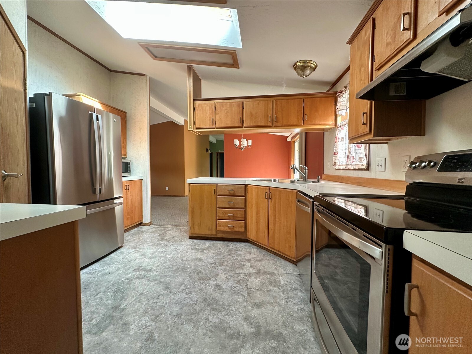 61 Simmons Street Sekiu WA 98381