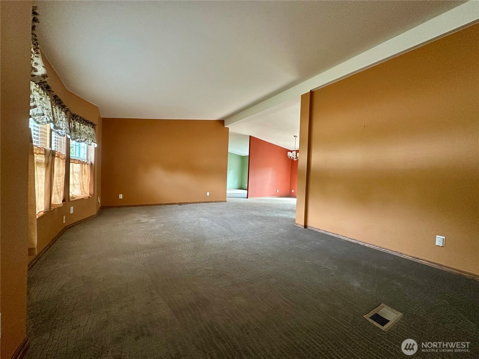 61 Simmons Street Sekiu WA 98381