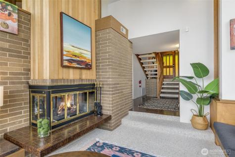 2180 Cove Drive Oak Harbor WA 98277