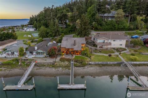 2180 Cove Drive Oak Harbor WA 98277
