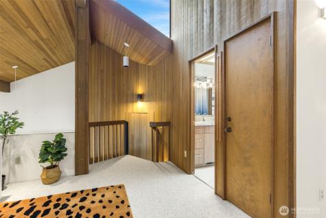 2180 Cove Drive Oak Harbor WA 98277