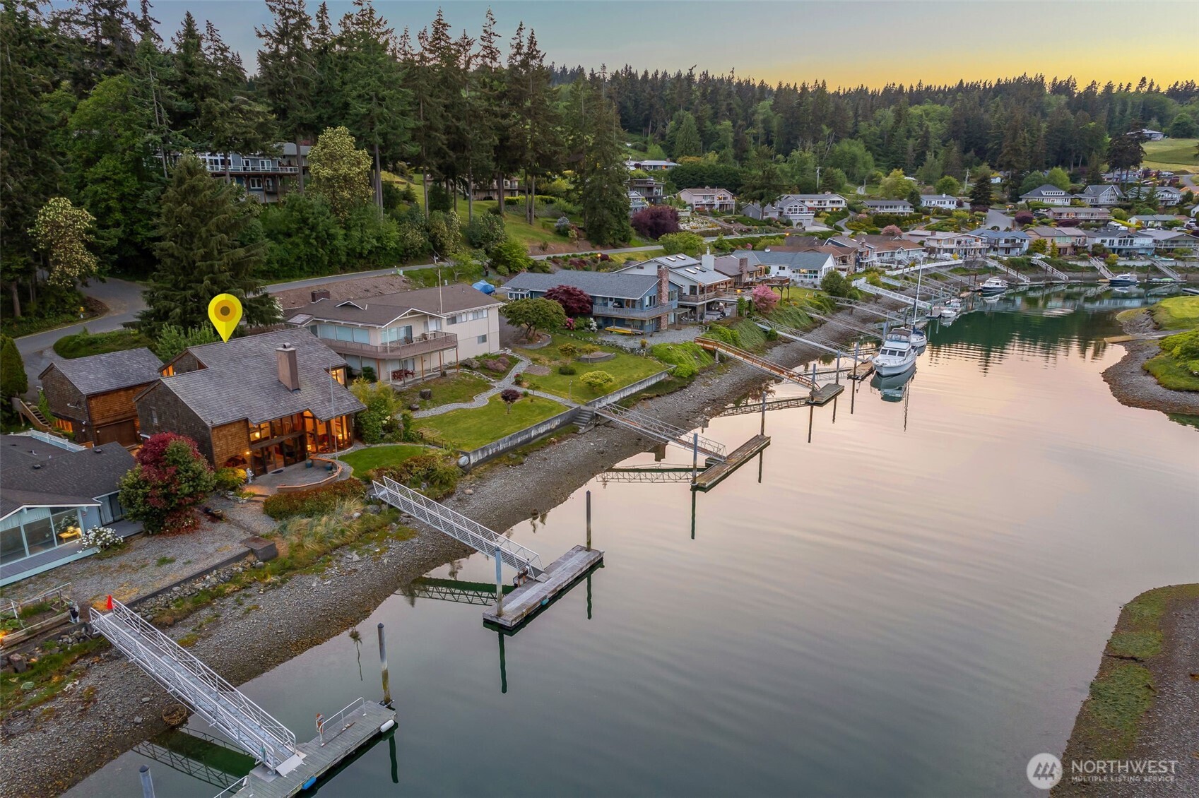 2180 Cove Drive Oak Harbor WA 98277