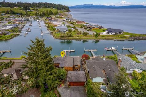 2180 Cove Drive Oak Harbor WA 98277