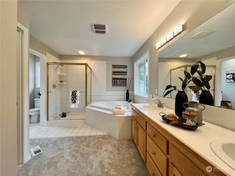 1722 226th Place Sw Bothell WA 98021