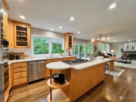 1722 226th Place Sw Bothell WA 98021