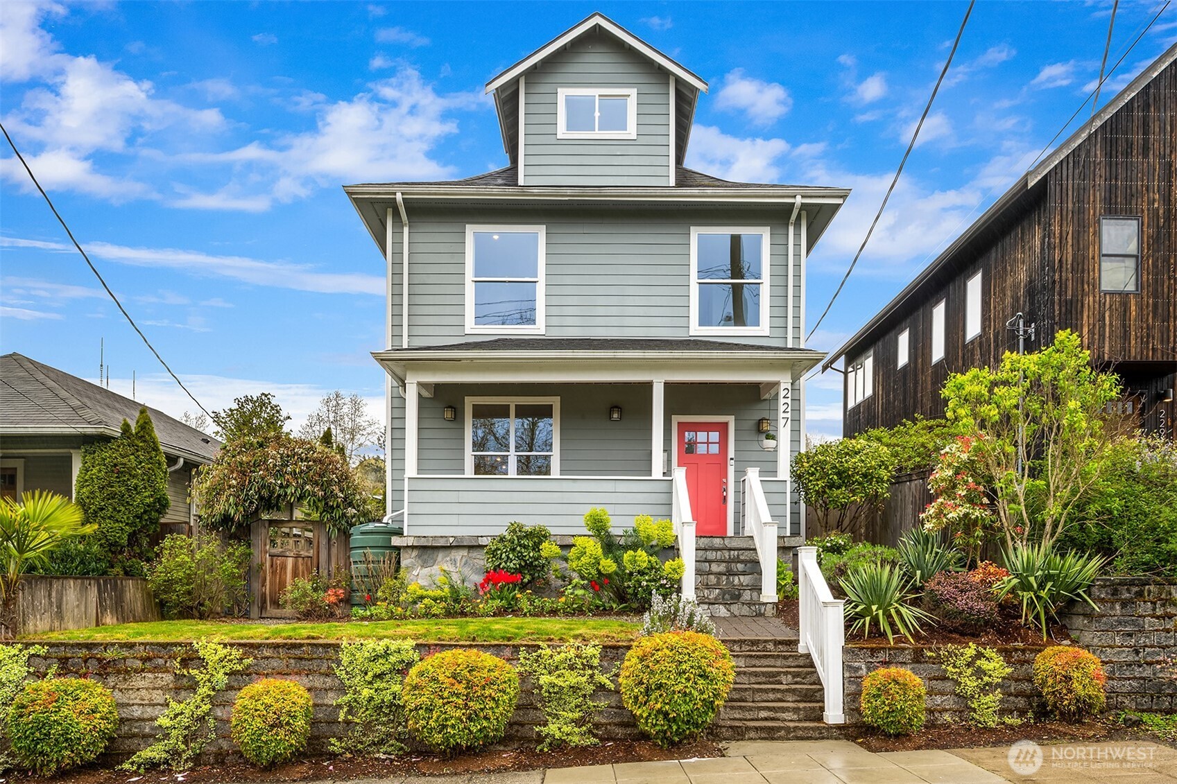 227 29th Avenue E Seattle WA 98112