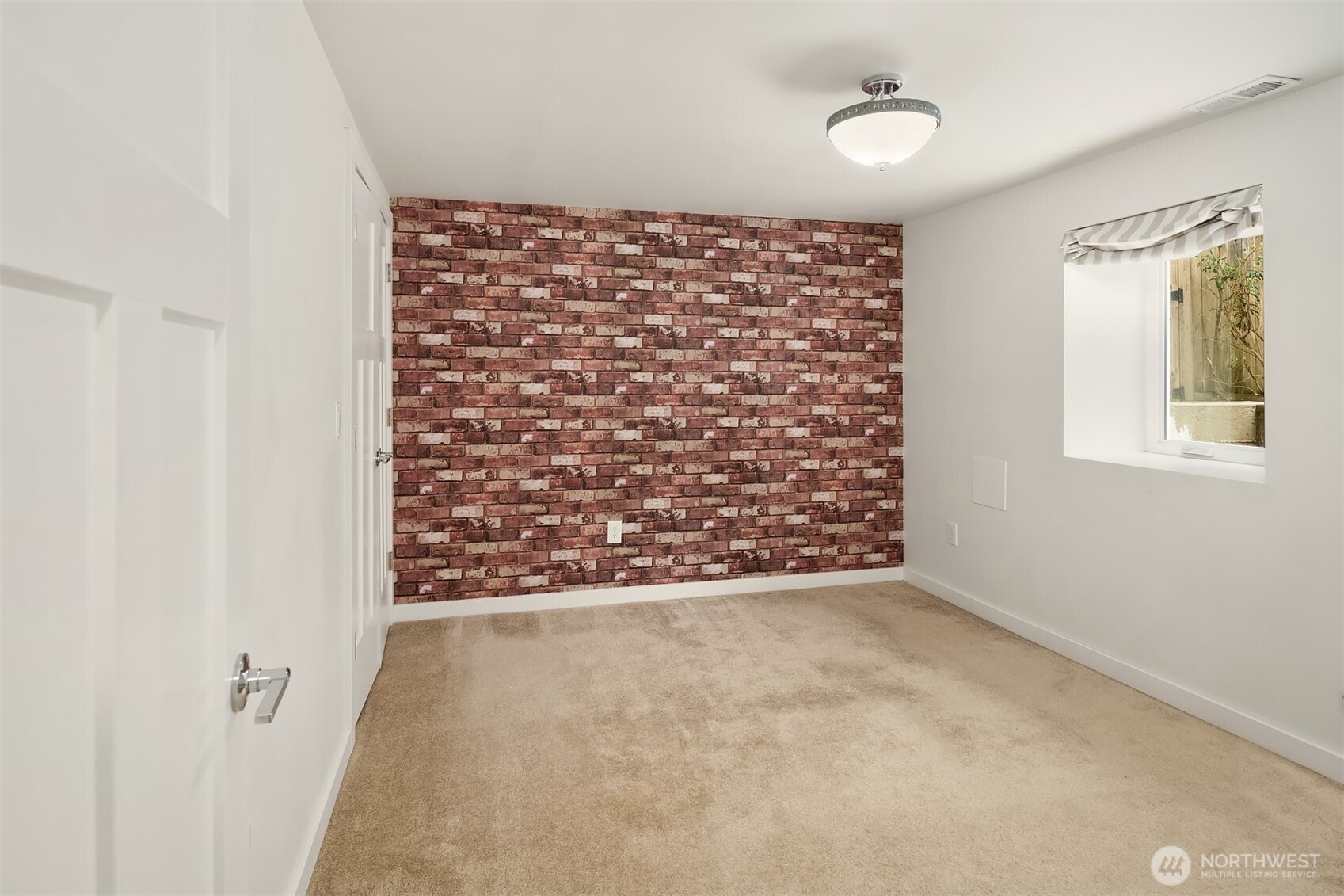 227 29th Avenue E Seattle WA 98112