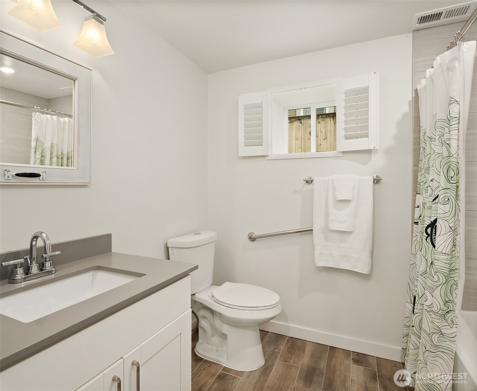 227 29th Avenue E Seattle WA 98112