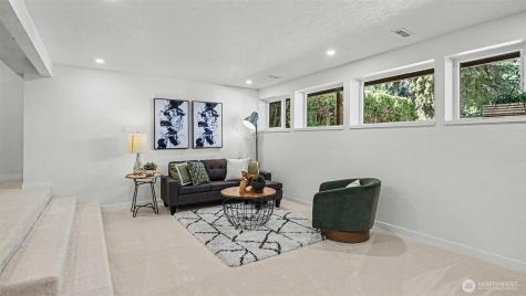 6560 W Mercer Way Mercer Island WA 98040