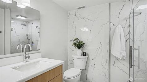 6560 W Mercer Way Mercer Island WA 98040