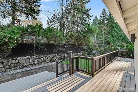 6560 W Mercer Way Mercer Island WA 98040