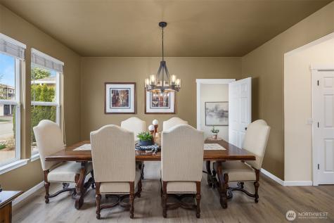 526 Rosario Avenue NE Renton WA 98059