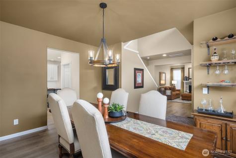 526 Rosario Avenue NE Renton WA 98059