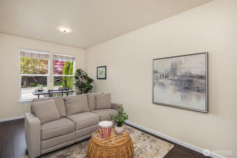 526 Rosario Avenue NE Renton WA 98059