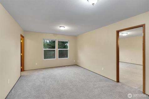 831 SW 364th Place Federal Way WA 98023
