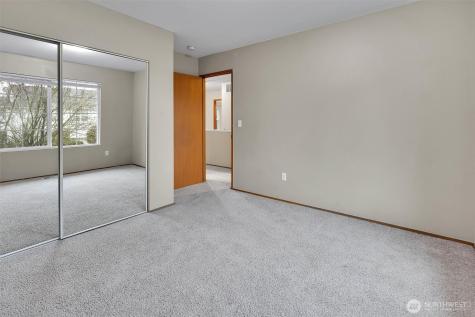 831 SW 364th Place Federal Way WA 98023