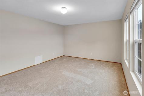 831 SW 364th Place Federal Way WA 98023